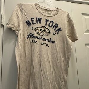 Abercrombie Beige Graphic T-Shirt